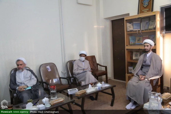 تصاویر/ نشست مشترک مرکز تربیت مبلغ معلم حوزه های علمیه و انجمن تعلیم و تربیت اسلامی حوزه 4