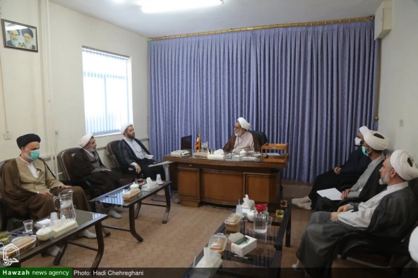 تصاویر/ نشست مشترک مرکز تربیت مبلغ معلم حوزه های علمیه و انجمن تعلیم و تربیت اسلامی حوزه 5