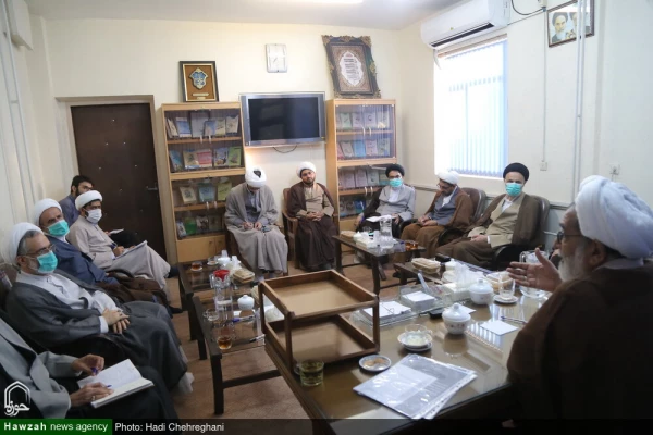 تصاویر/ نشست مشترک مرکز تربیت مبلغ معلم حوزه های علمیه و انجمن تعلیم و تربیت اسلامی حوزه 8