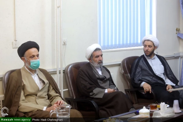 تصاویر/ نشست مشترک مرکز تربیت مبلغ معلم حوزه های علمیه و انجمن تعلیم و تربیت اسلامی حوزه 10