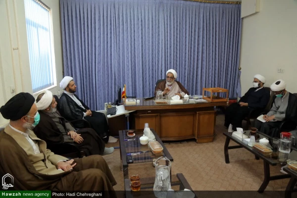 تصاویر/ نشست مشترک مرکز تربیت مبلغ معلم حوزه های علمیه و انجمن تعلیم و تربیت اسلامی حوزه 14
