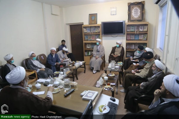 تصاویر/ نشست مشترک مرکز تربیت مبلغ معلم حوزه های علمیه و انجمن تعلیم و تربیت اسلامی حوزه 15