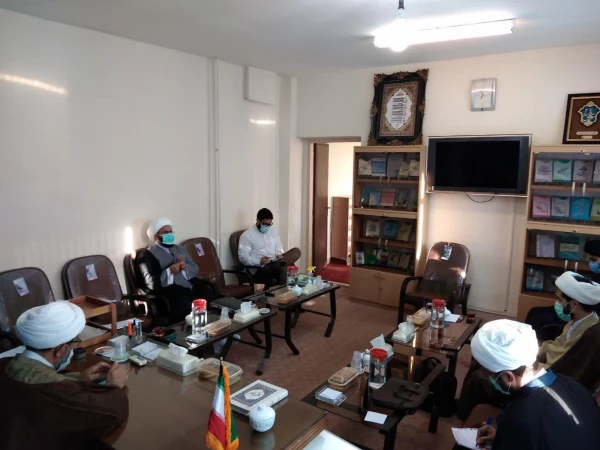 برگزاری اولین جلسه کمیته سیاستگذاری و برنامه ریزی علمی مرکز تربیت معلم مبلغ حوزه علمیه 8