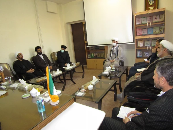 راهکارهای ارتباط مرکز تربیت معلم مبلغ حوزه های علمیه  با  معلم مبلغان بررسی شد  3